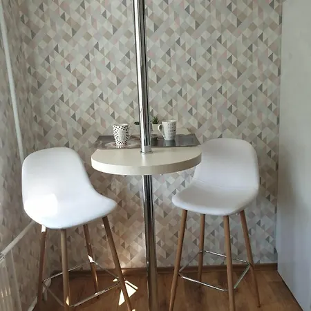 Cosy And Sunny Apartment